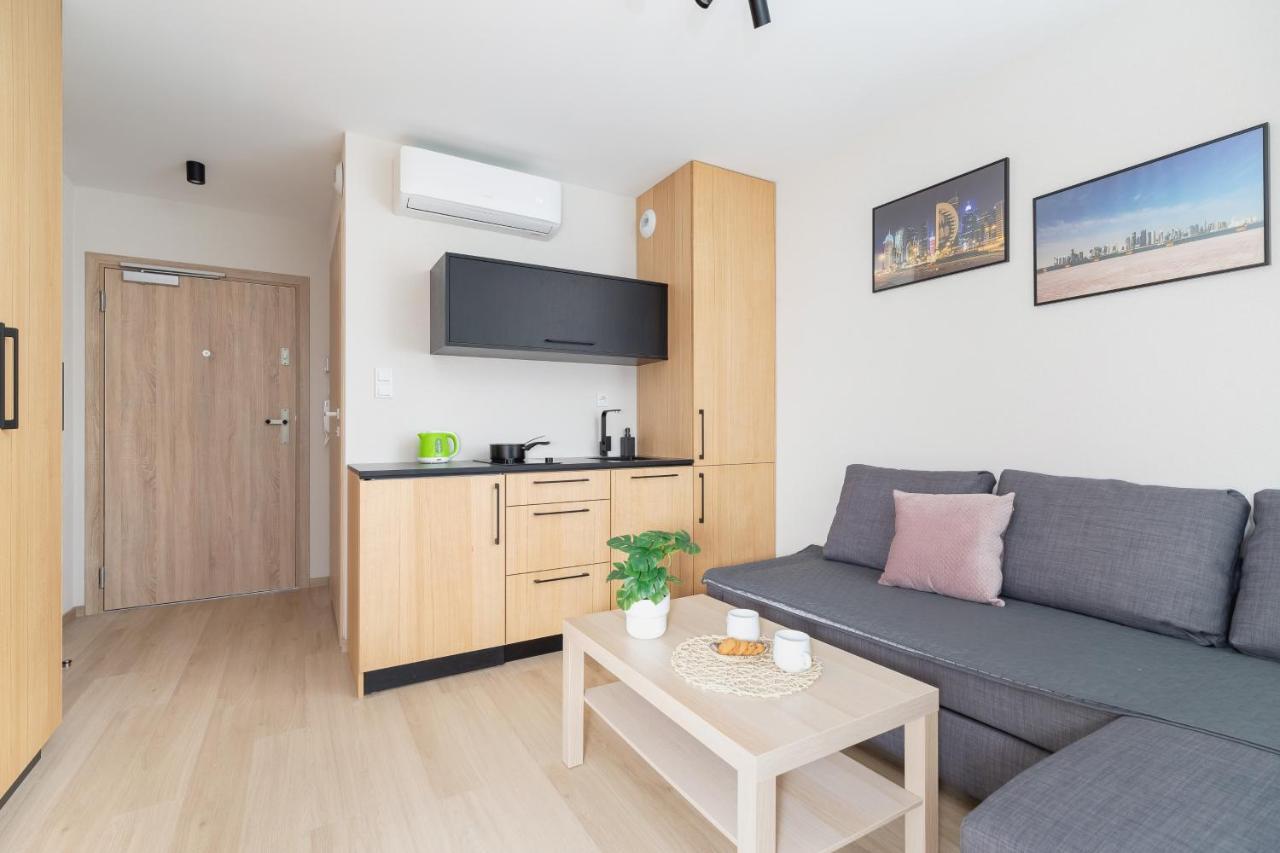 Cozy Studio Apartments Kraków by Renters Cracóvia Exterior foto